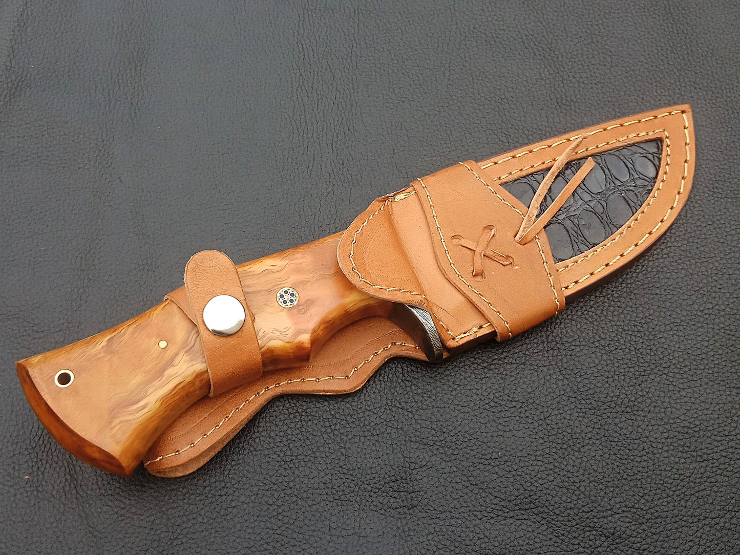SA-1402 DAMASCUS STEEL SKINING KNIFE- DAMASCUS STEEL BOLSTERS