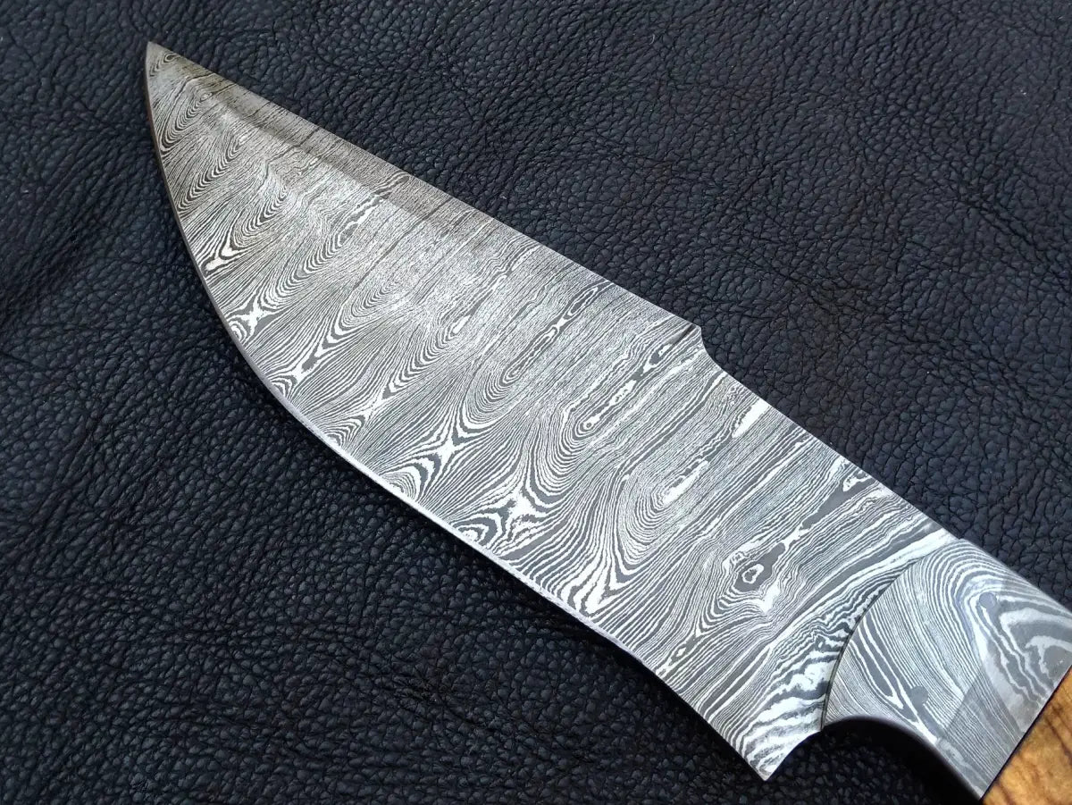 Handmade Damascus Steel Hunting Knife -C208