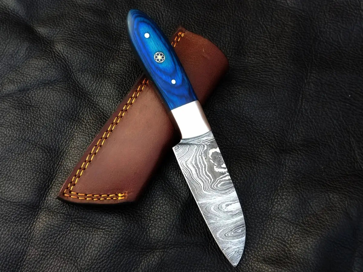 Blue & Grey Skinning Knife SAK003 with blue handle and leather sheath, Damascus steel craftsmanship