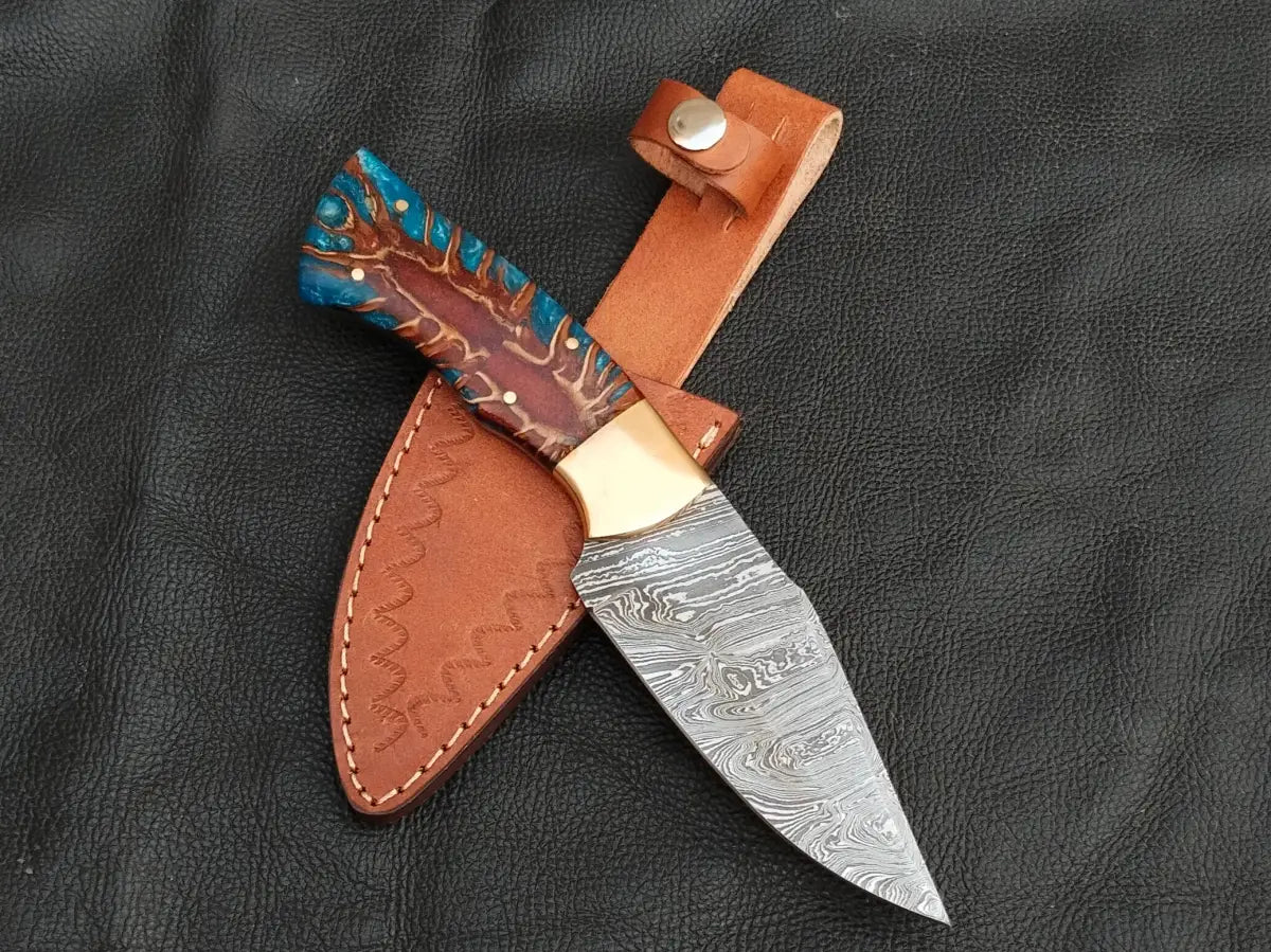 DAMASCUS STEEL BLADE-BRASS BOLSTERS- ROOTD EPOXY RESIN HANDLE-SA-121-ER - Damascus hunting knife