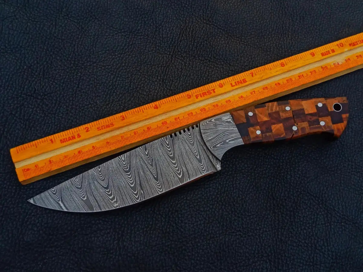 Handmade Damascus Steel Knife C240 featuring a checkered wooden handle design