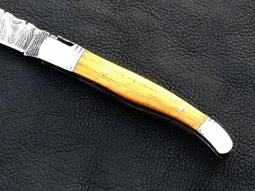 Handmade Damascus Steel Folding Knife C161 with elegant wooden handle design