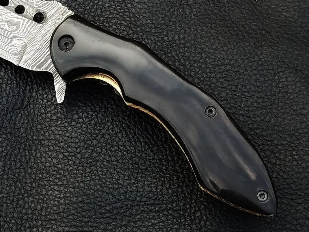 FOLDING KNIFE BLACK HORN HANDLE WITH DAMASCUS BLADE SA03- B - Folding Knife