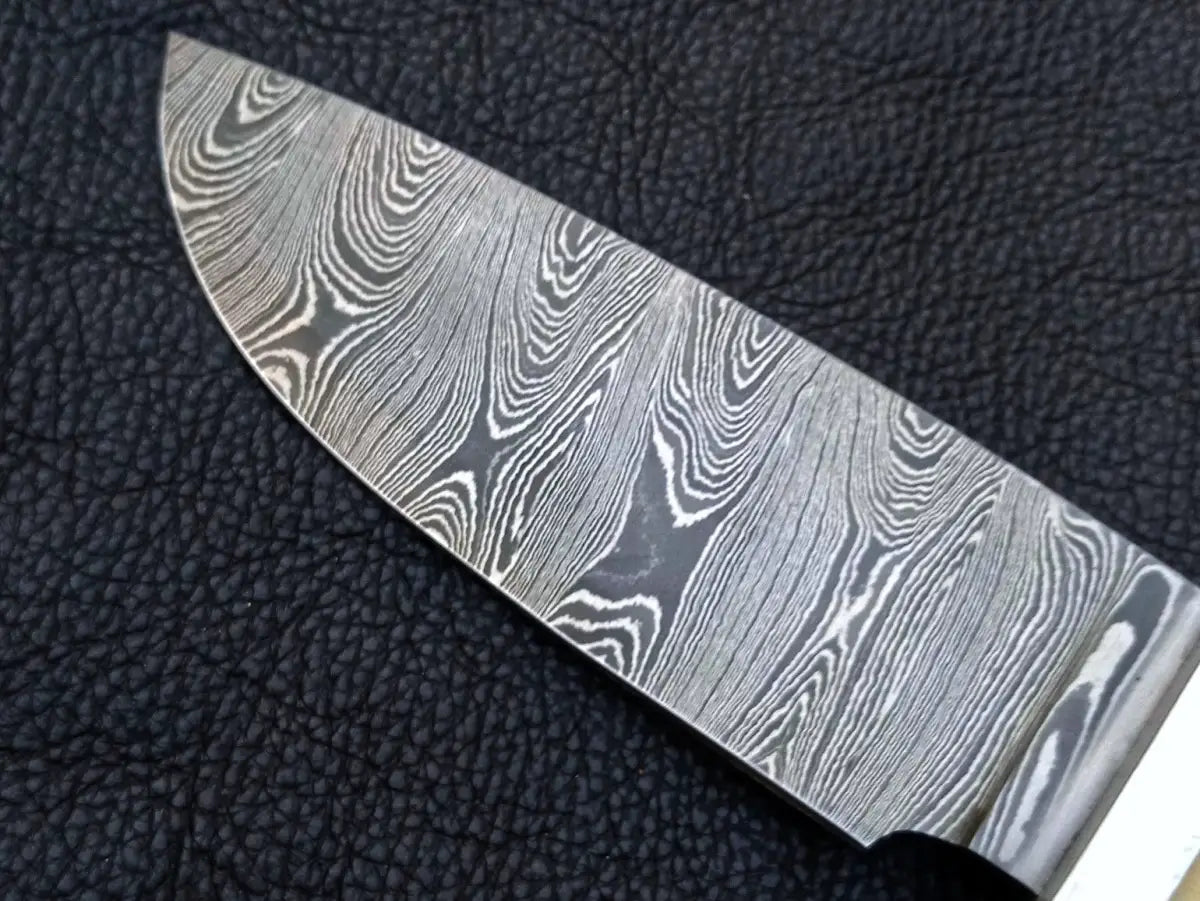 Handmade Damascus Steel Hunting Knife -C194