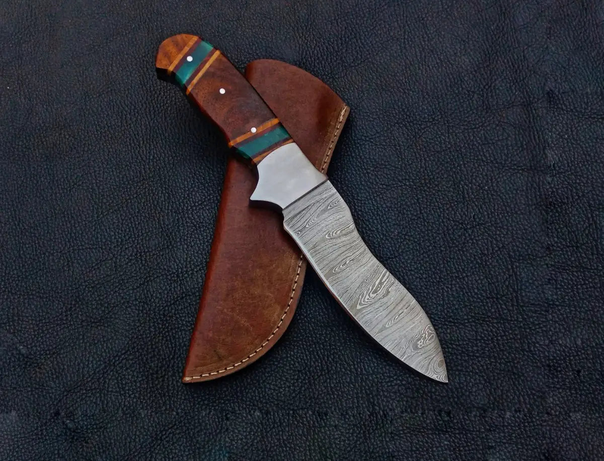 Handmade Damascus Steel Hunting Knife -C182 - knives