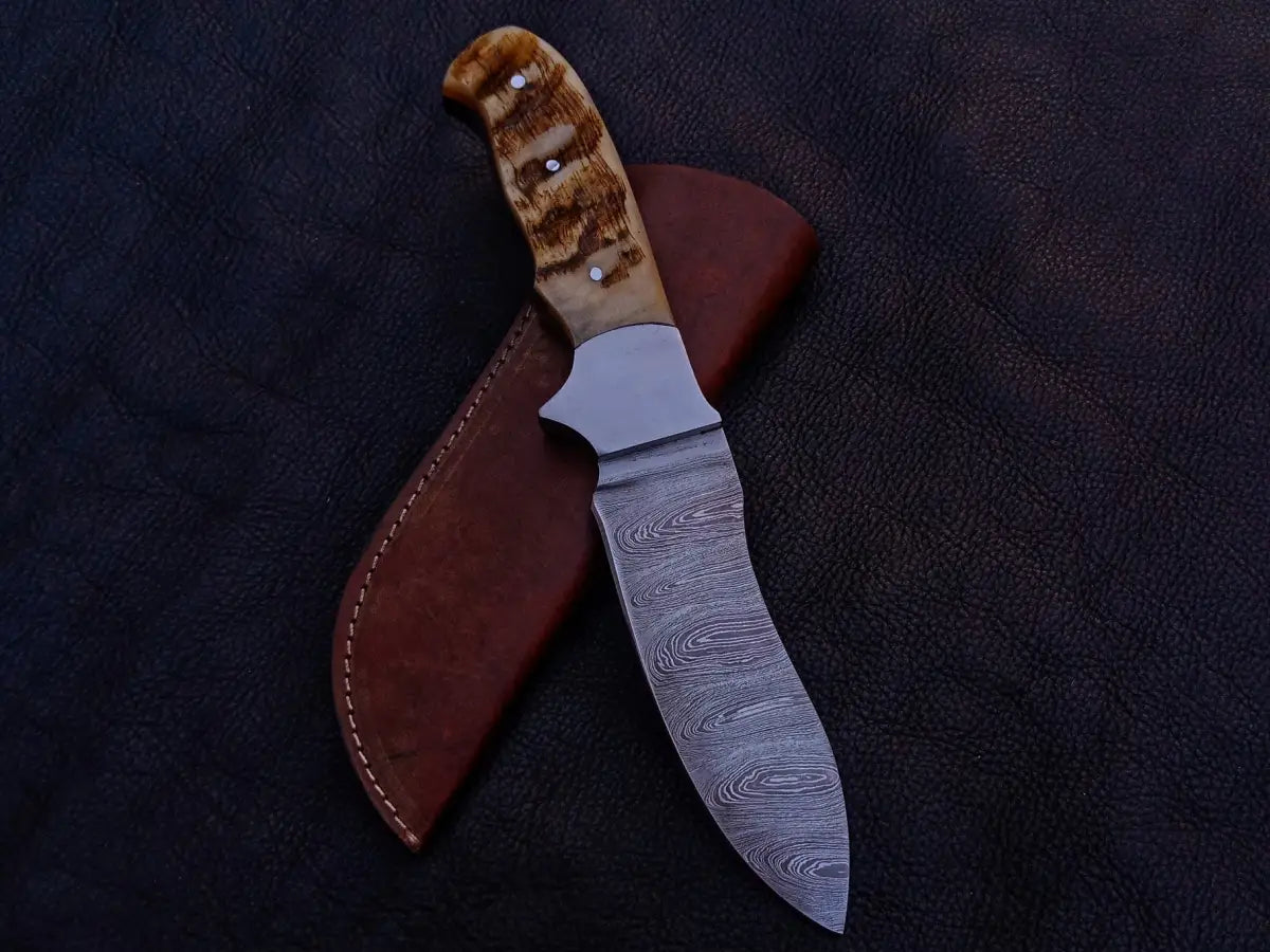 Handmade Damascus Steel Hunting Knife -C185 - knives