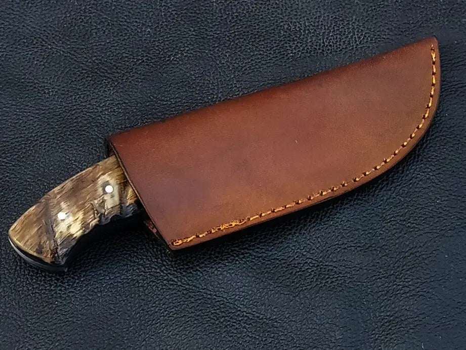 Damascus steel knife with leather sheath - C96