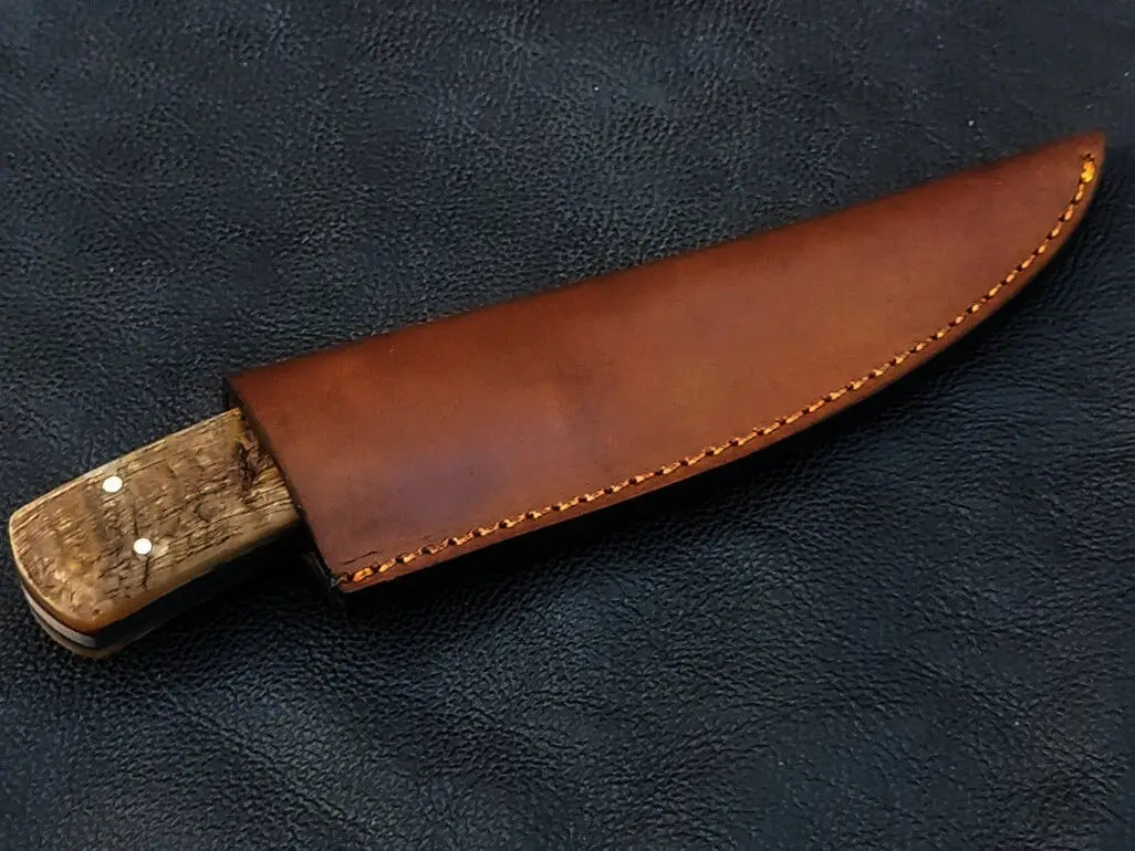 Handmade Damascus Hunting Knife with Leather Sheath - C109