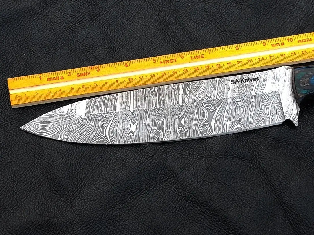 Handmade Damascus Steel Bowie Knife-SAB003 showcasing a beautiful Damascus steel chef’s knife