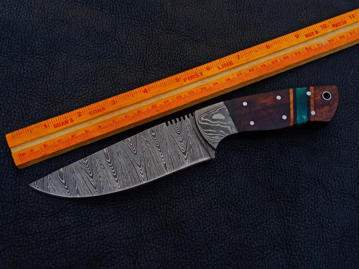 Handmade Damascus Steel Knife - C239 with wooden handle, showcasing intricate patterns