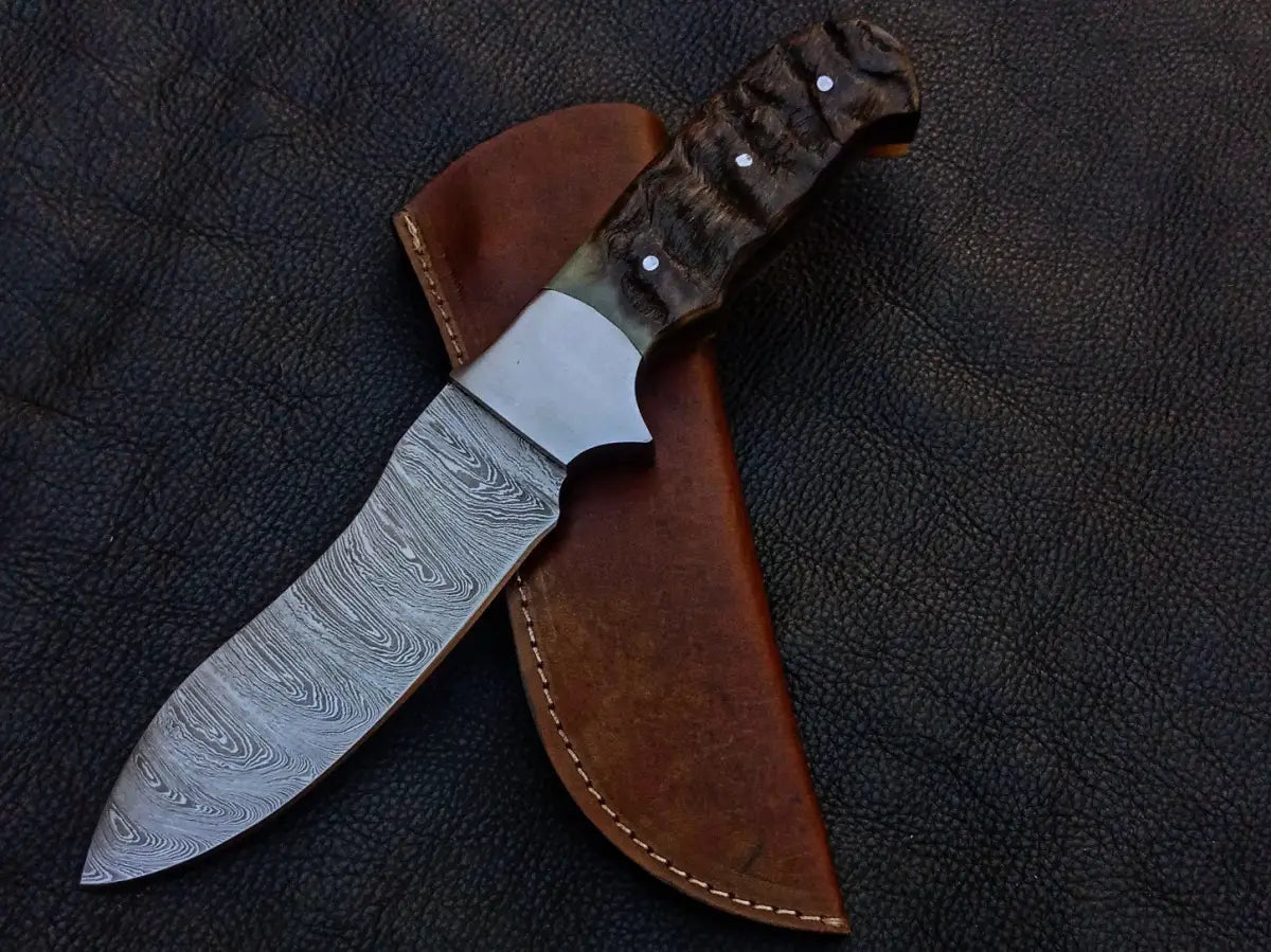 Handmade Damascus Steel Hunting Knife -C185 - knives