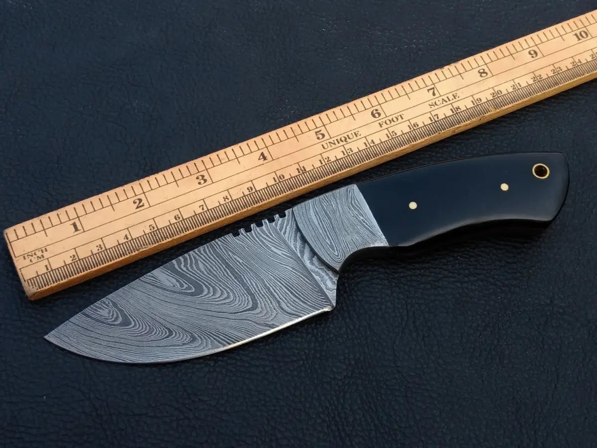 Handmade Damascus Steel Skinning Knife-C35 - Collectible Knives