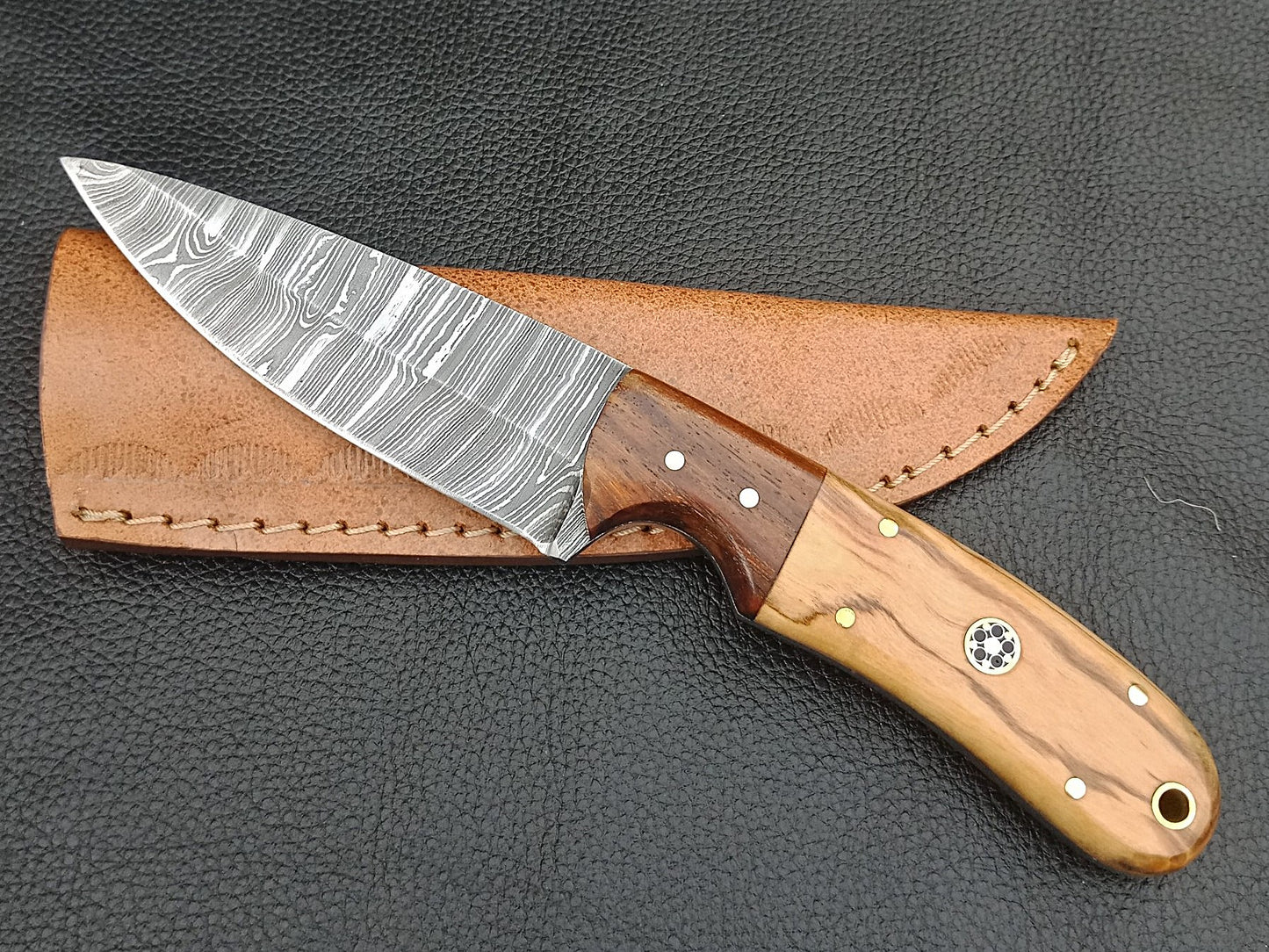 SA-1233 DAMASCUS STEEL SKINING KNIFE- DAMASCUS STEEL BOLSTERS