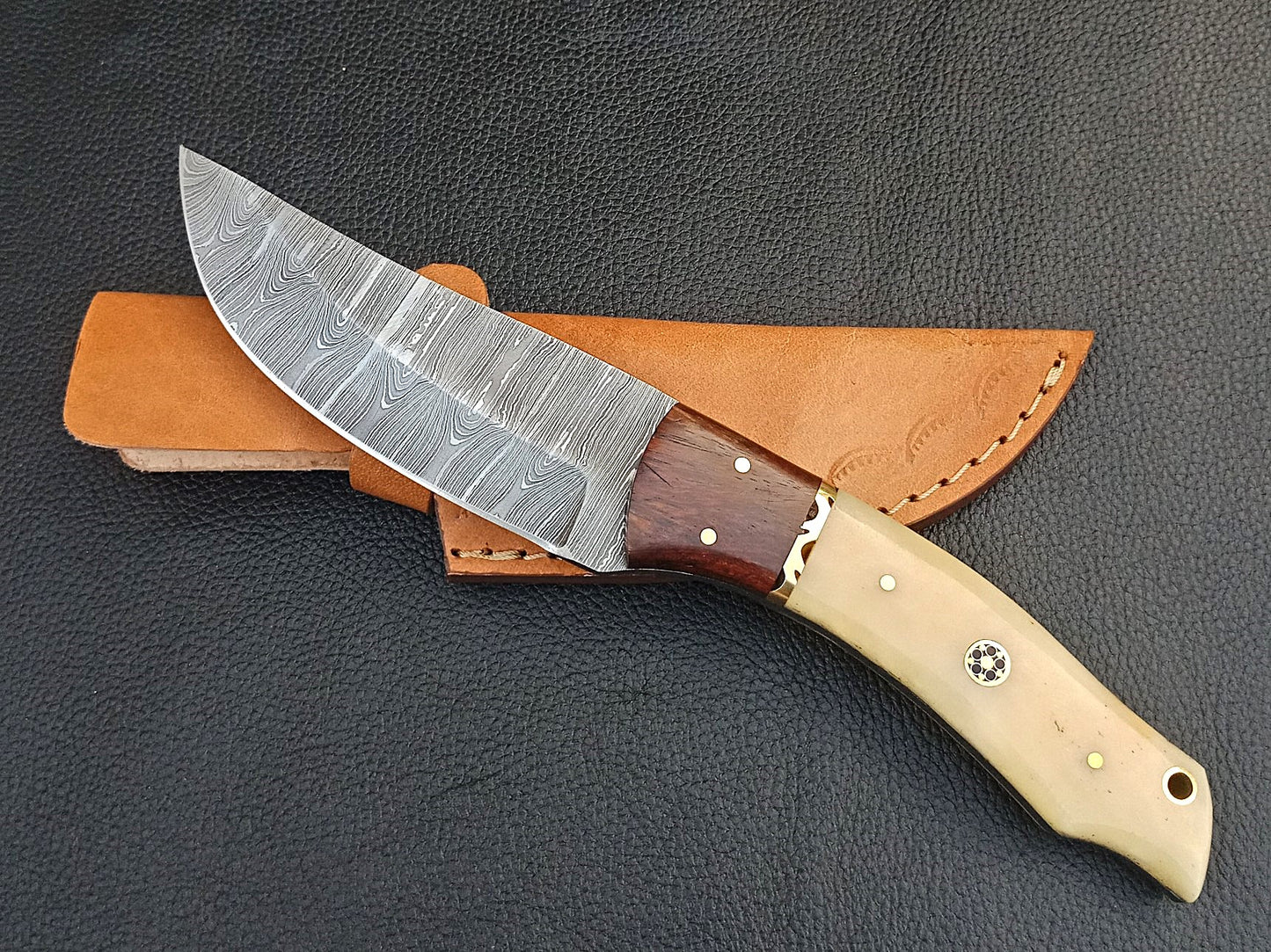 SA-1301 DAMASCUS STEEL SKINING KNIFE-ROSEWOOD BOLSTERS