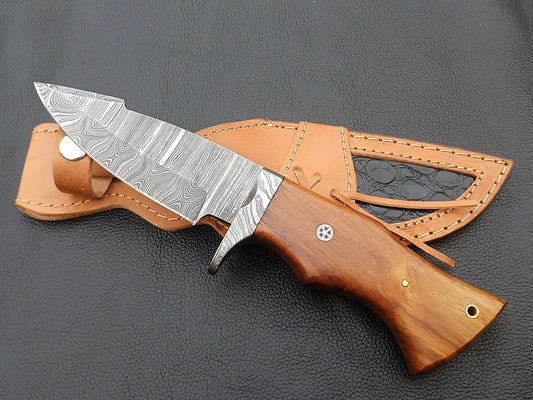 SA-1401 DAMASCUS STEEL SKINING KNIFE- DAMASCUS STEEL BOLSTERS