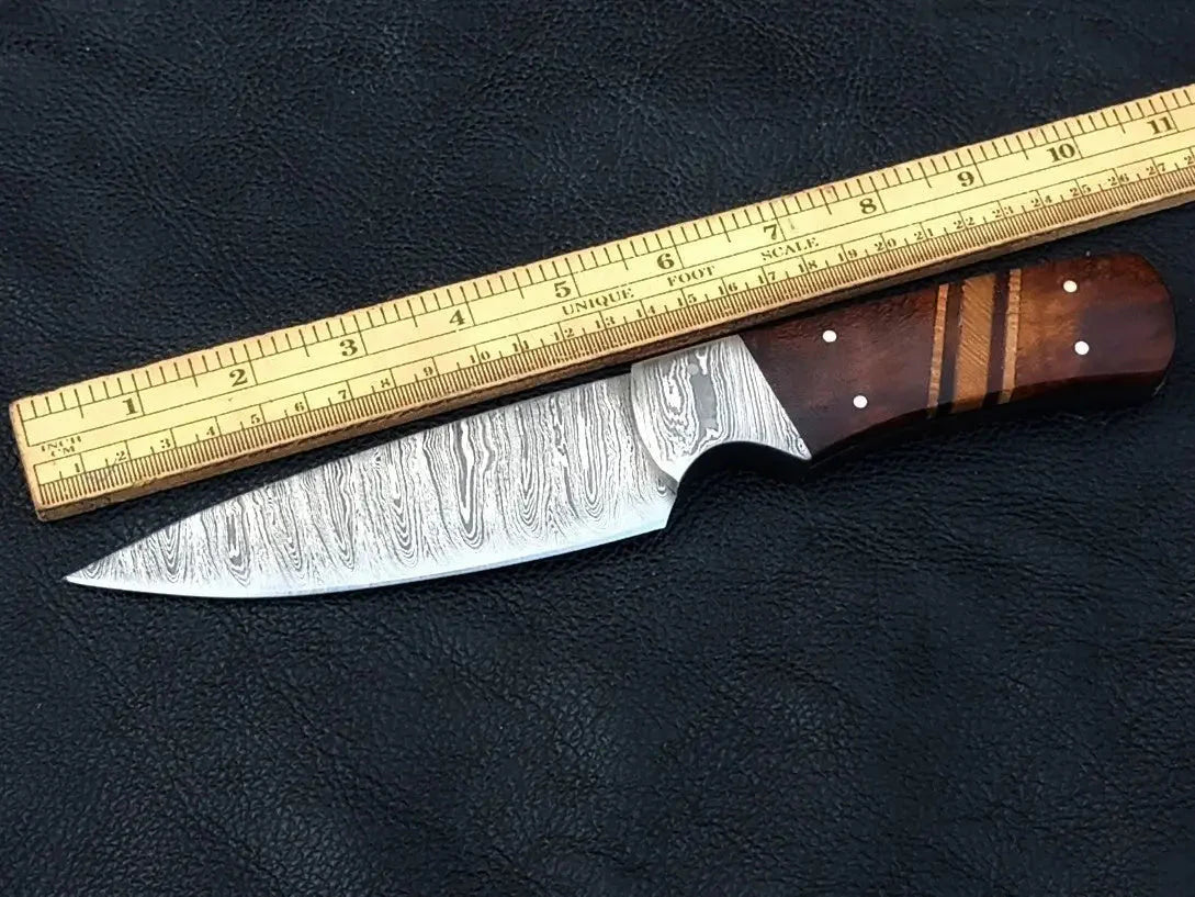 Damascus Steel Hunting Knife C104 with a wooden handle, showcasing intricate blade patterns