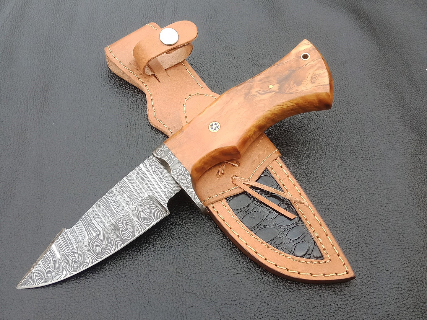 SA-1402 DAMASCUS STEEL SKINING KNIFE- DAMASCUS STEEL BOLSTERS