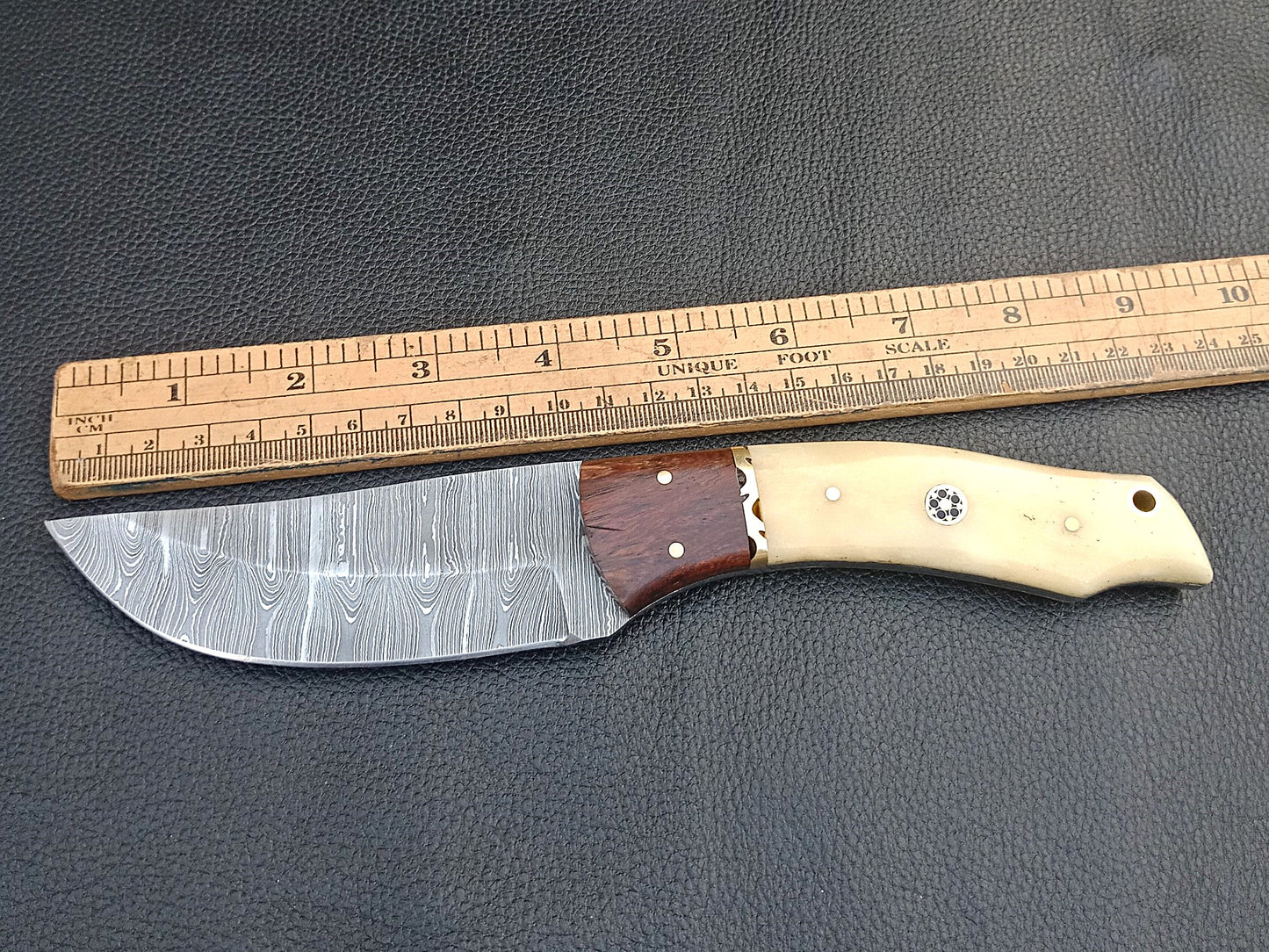 SA-1301 DAMASCUS STEEL SKINING KNIFE-ROSEWOOD BOLSTERS