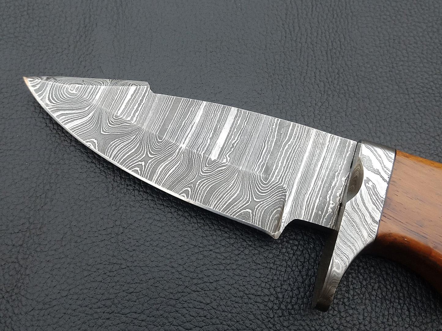 SA-1401 DAMASCUS STEEL SKINING KNIFE- DAMASCUS STEEL BOLSTERS
