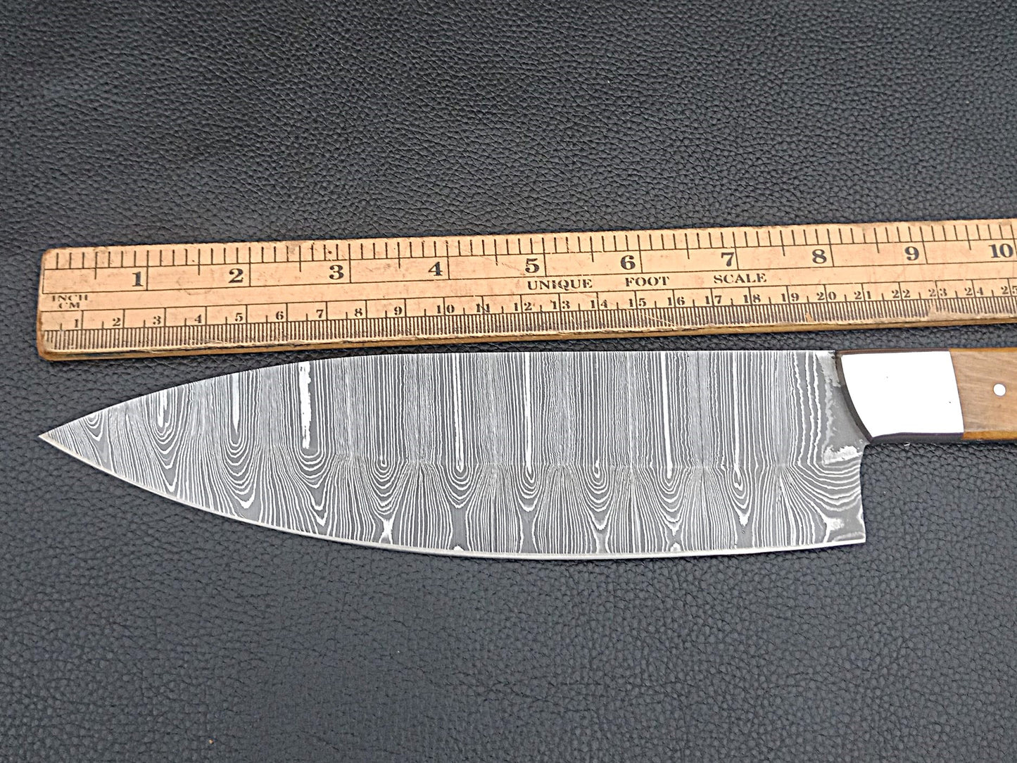Damascus Steel Kitchen Chef Knife-Olive wood handle-Stainless Steel Bolsters-SA-1251