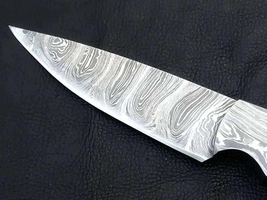 Damascus Steel Hunting Knife-C105 on black surface