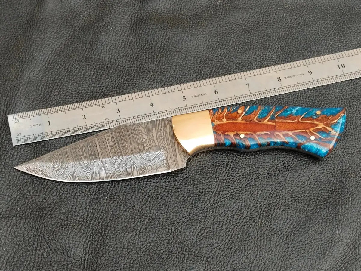 DAMASCUS STEEL BLADE-BRASS BOLSTERS- ROOTD EPOXY RESIN HANDLE-SA-121-ER - Damascus hunting knife
