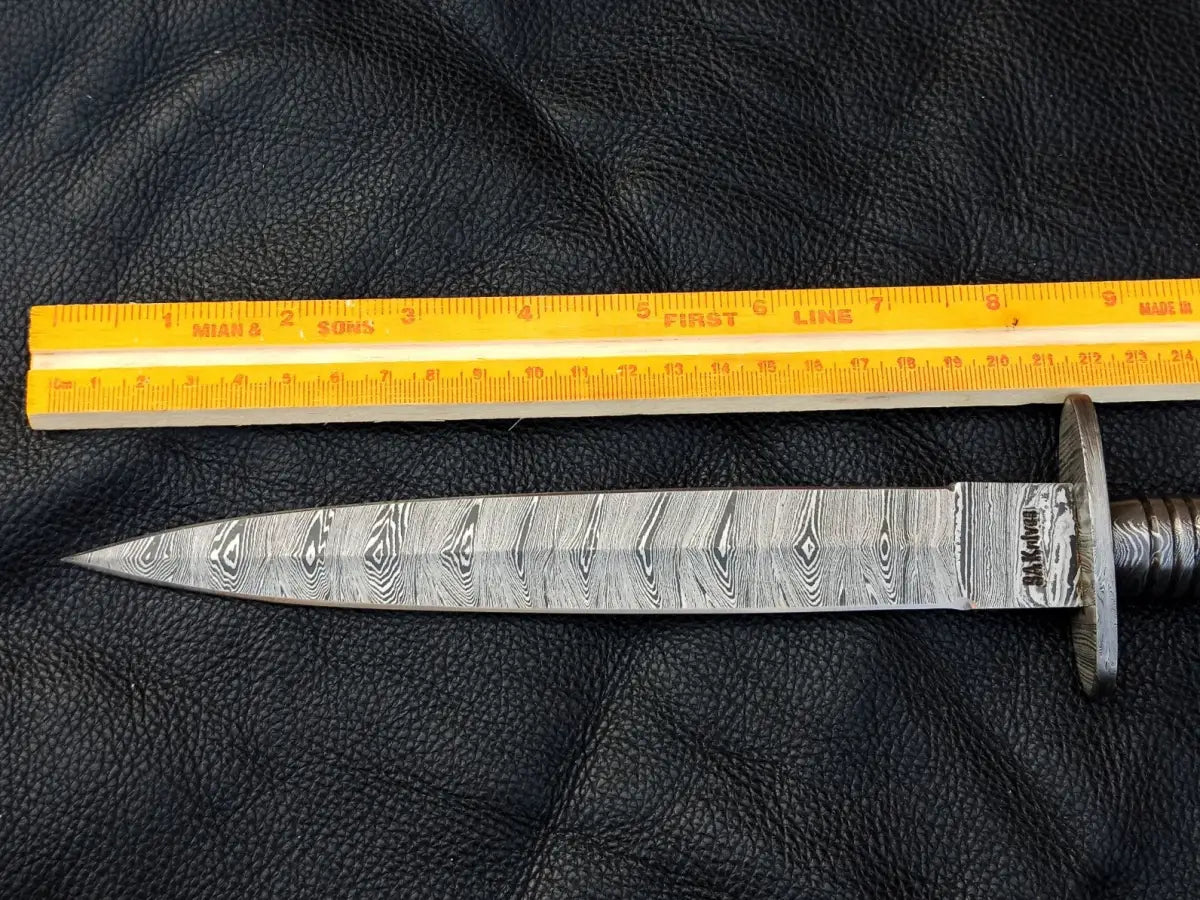 FS Dagger Damascus Steel Blade & Handle SAD001 featuring a stunning Damascus steel dagger