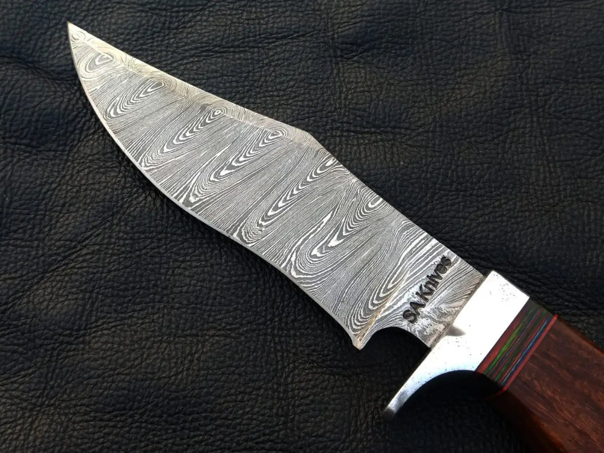 Handmade Damascus Steel Bowie Knife-SAB008 featuring intricate blade design and craftsmanship