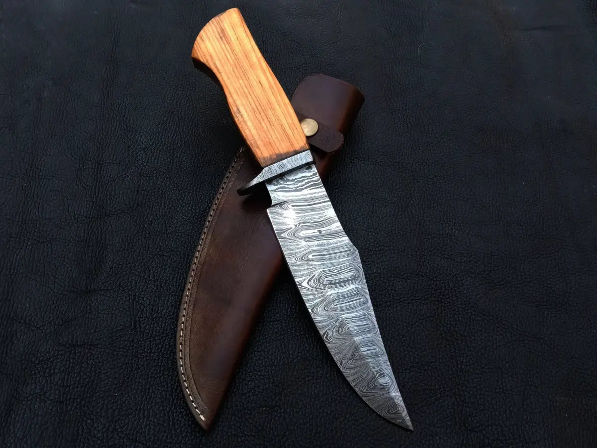Handmade Damascus Steel Bowie Knife C188 with wooden handle and intricate blade design