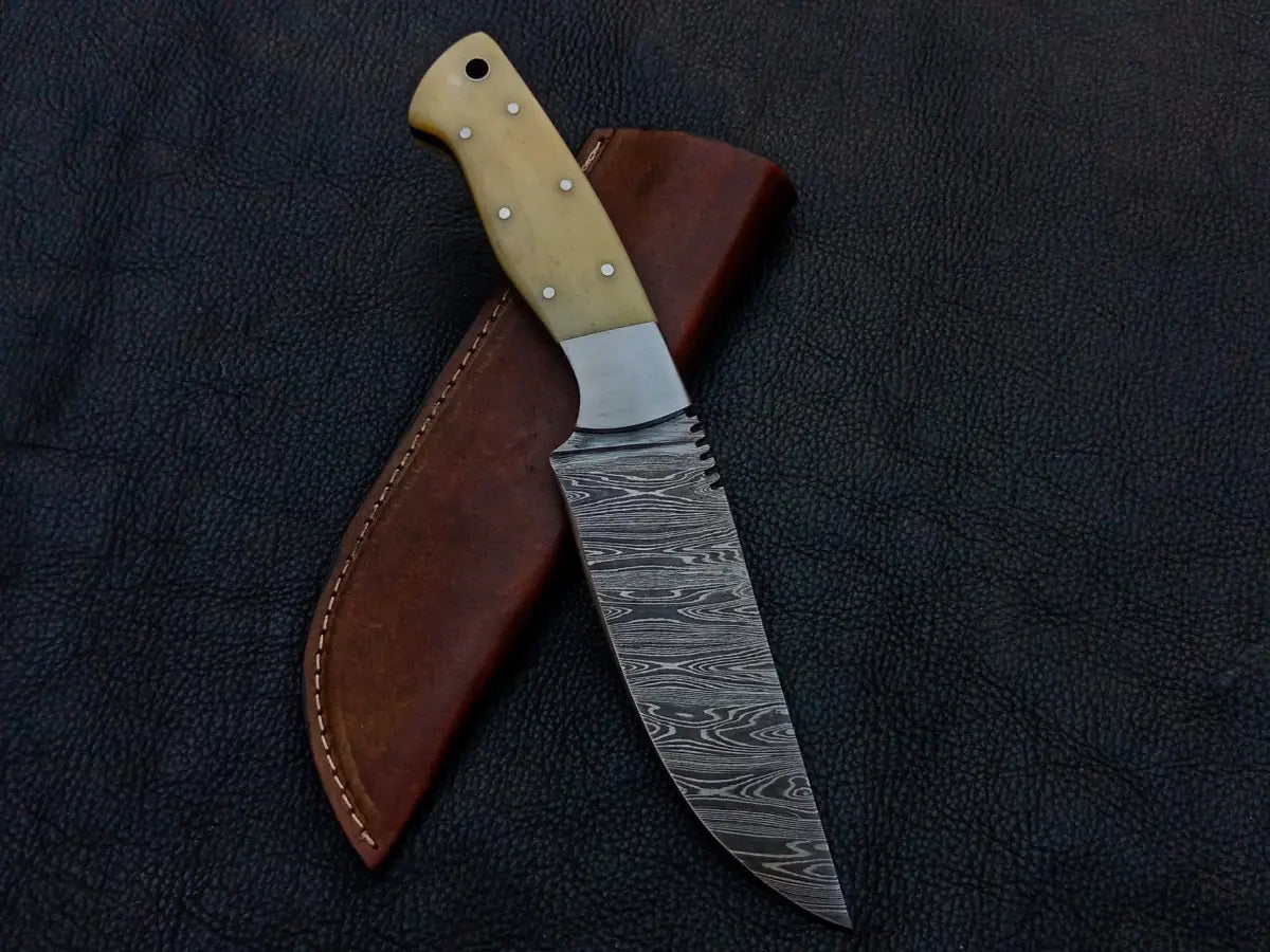 Handmade Damascus Steel Hunting Knife - C245 - & Survival Knives