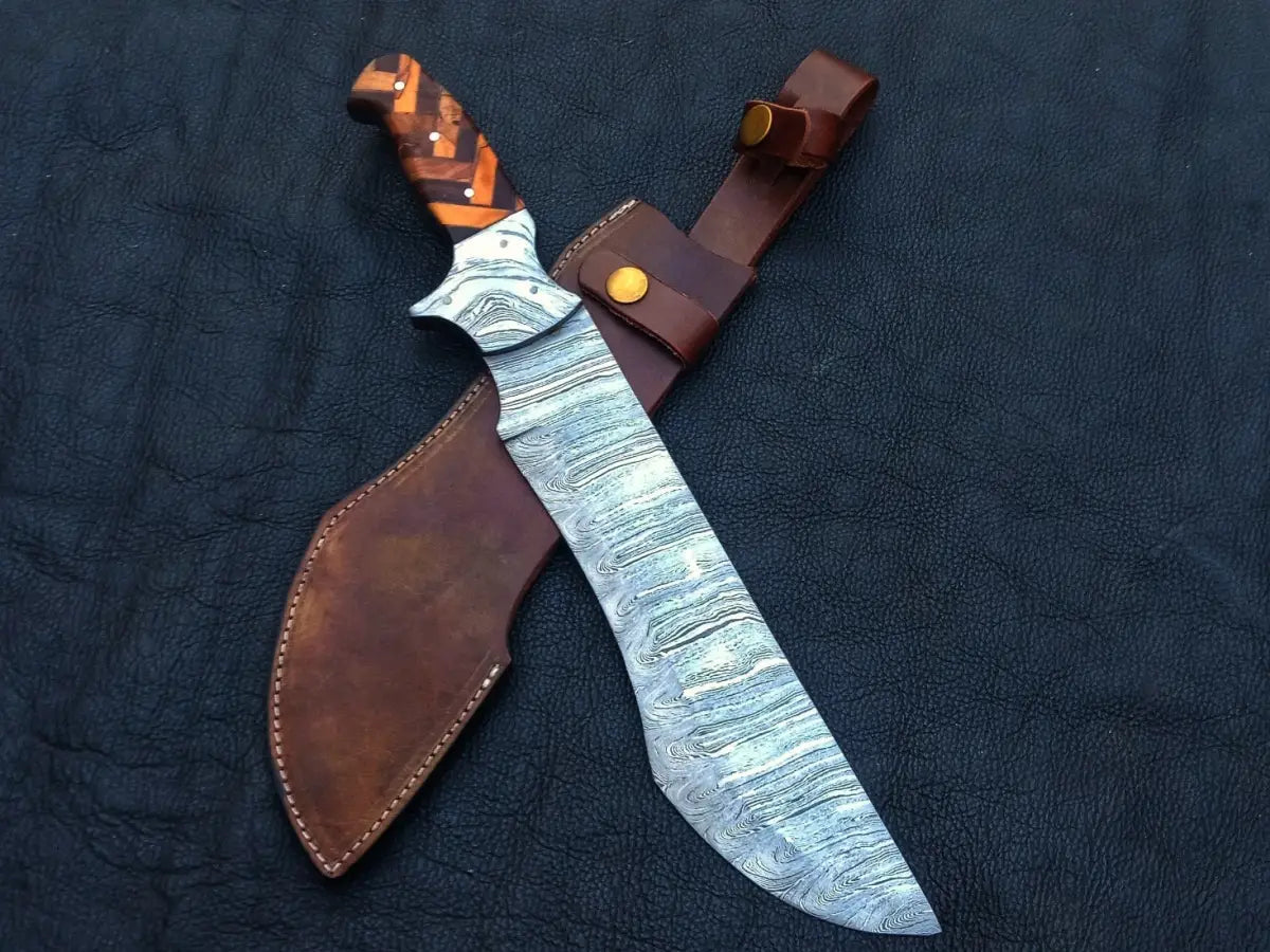 Handmade Damascus Steel Bush Tracker Knife-C191 - knife