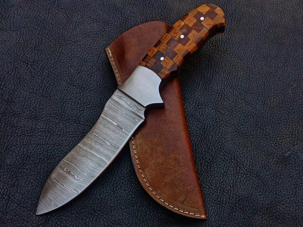 Handmade Damascus Steel Hunting Knife -C183 - knife