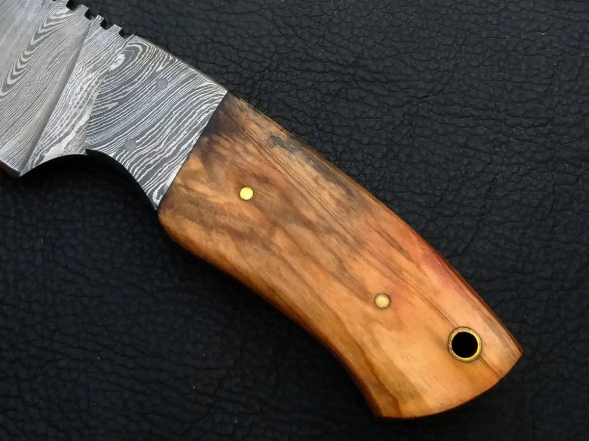 Handmade Damascus Steel Knife with Wooden Handle - C2 1003