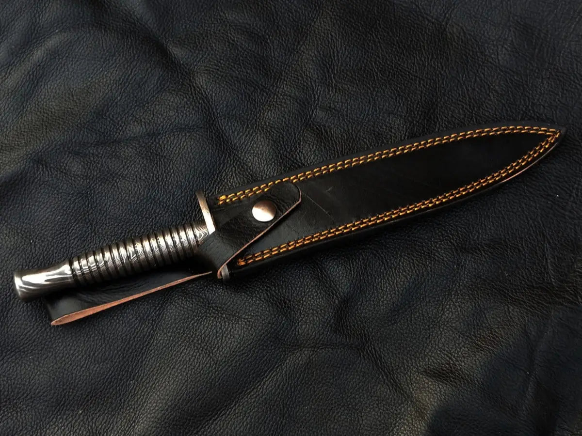 FS Dagger Damascus Steel Blade & Handle SAD001 sheathed hunting knife for outdoor use