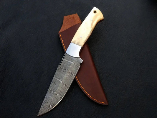 Handmade Damascus Steel Hunting Knife with Leather Sheath - C1001