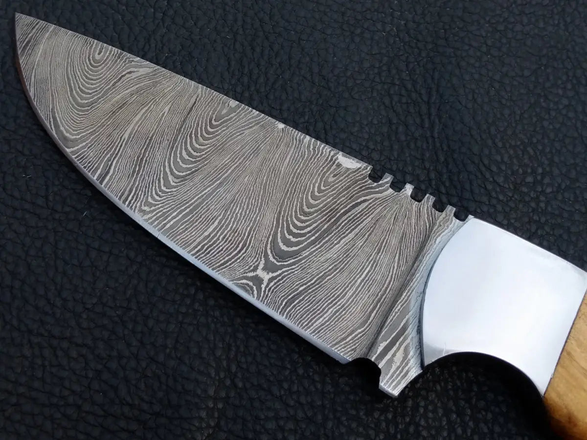 Handmade Damascus Steel Knife-C5 - knife