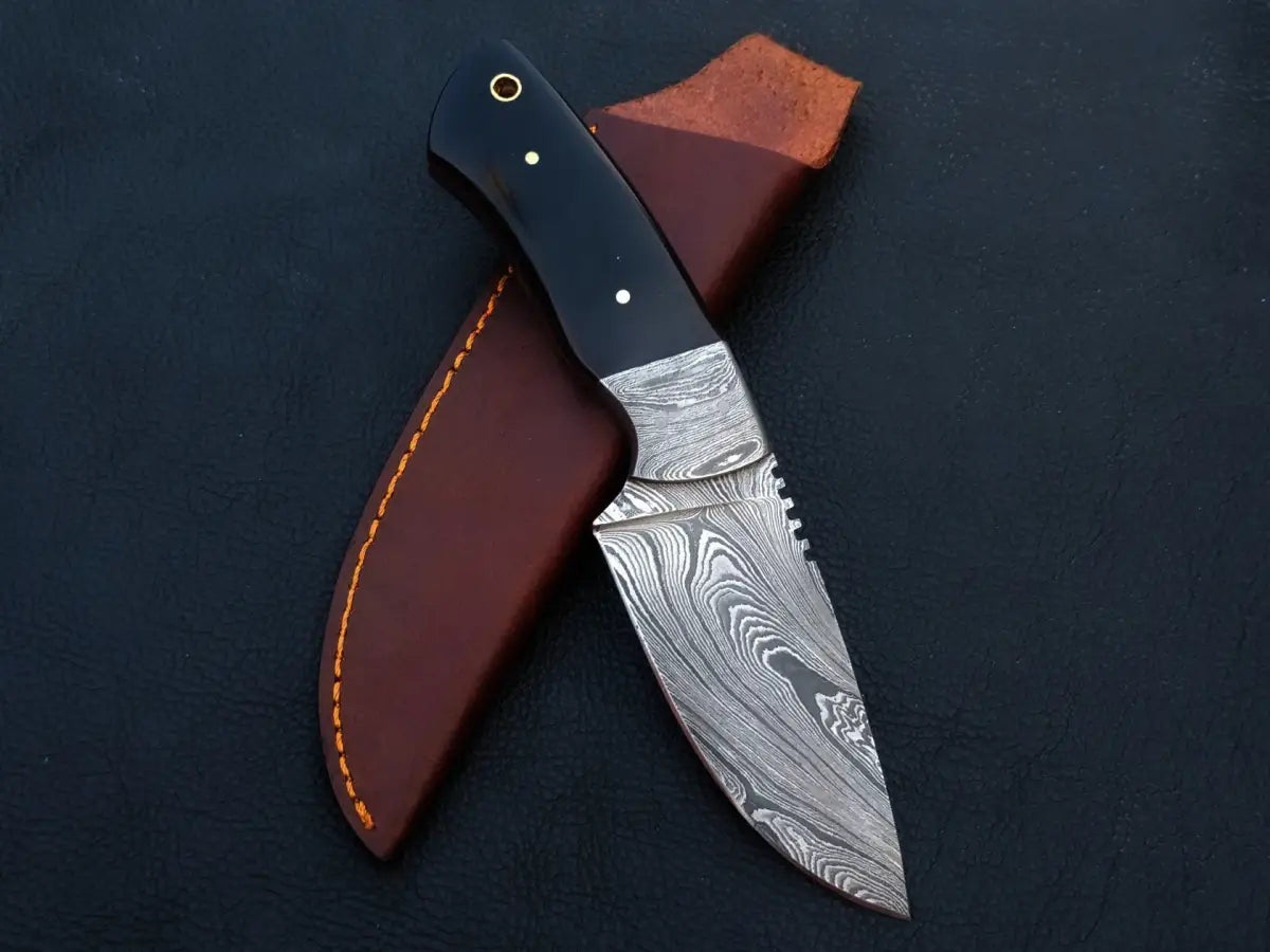 Handmade Damascus Steel Skinning Knife-C35 - Collectible Knives
