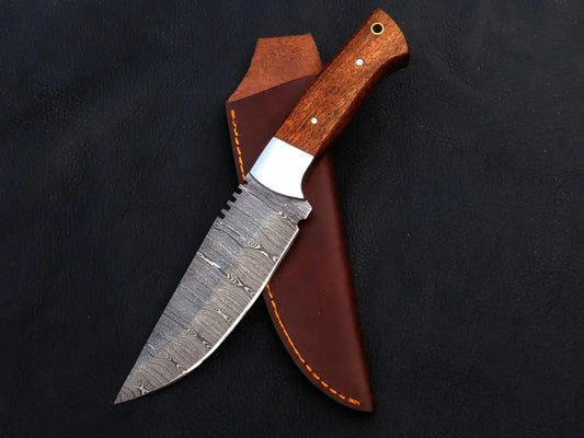Handmade Damascus Steel Hunting Knife-C42 with leather sheath.