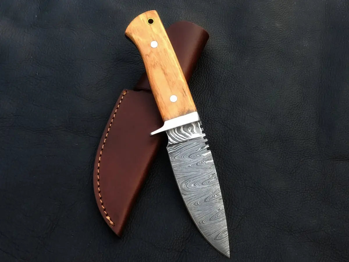 Handmade Damascus Steel Skinning Knife-C12 - hunting knife