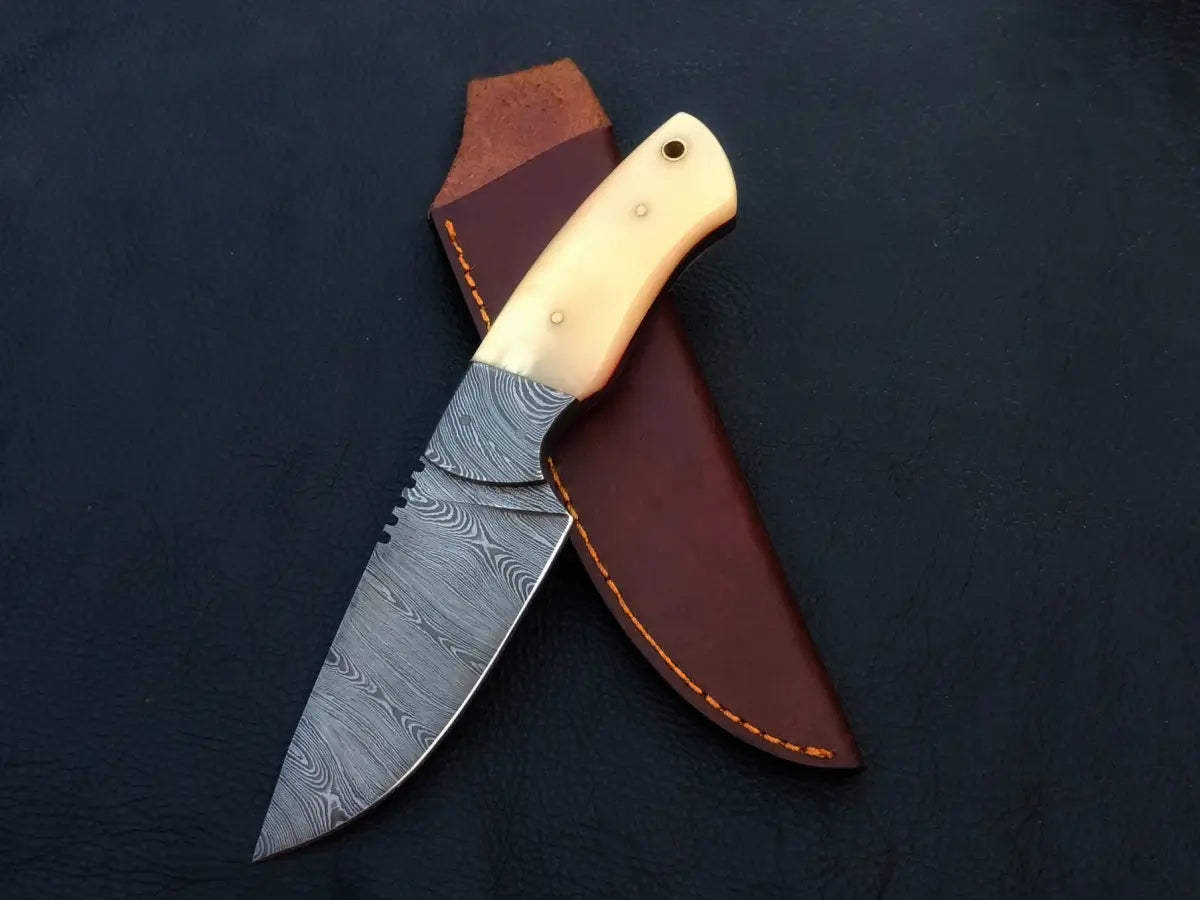 Handmade Damascus Steel Skinning Knife-C37 - Hunting & Survival Knives